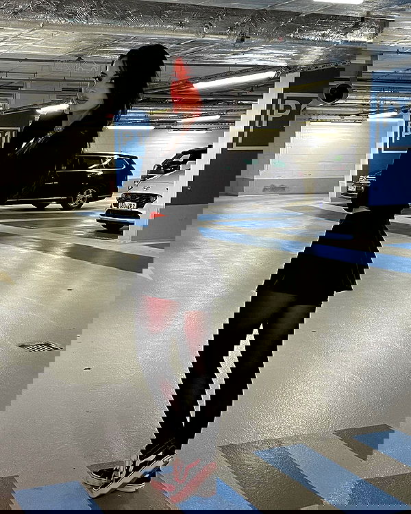 cata.leyah image ~ Altpins