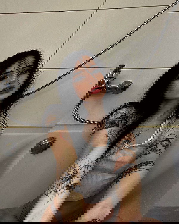 cata.leyah image ~ Altpins