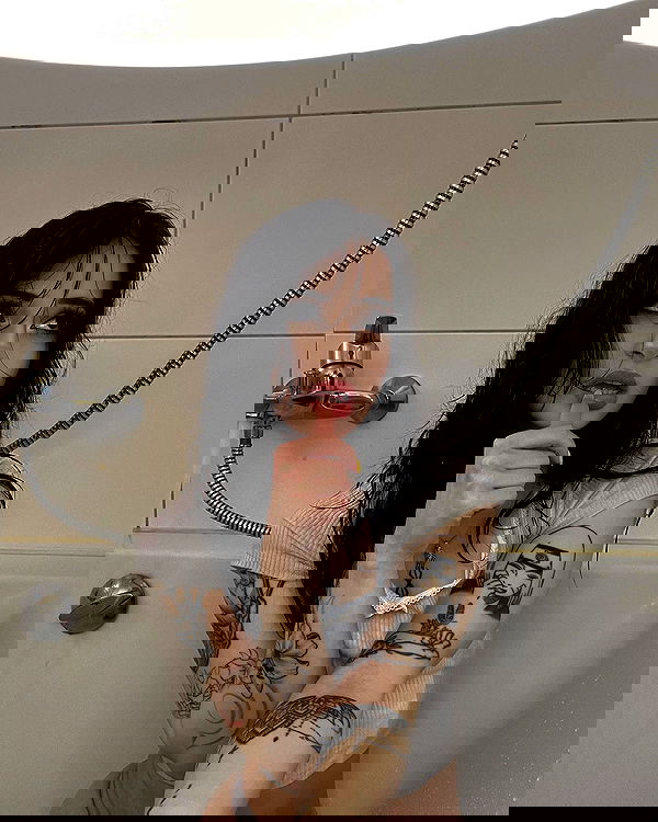 cata.leyah image ~ Altpins