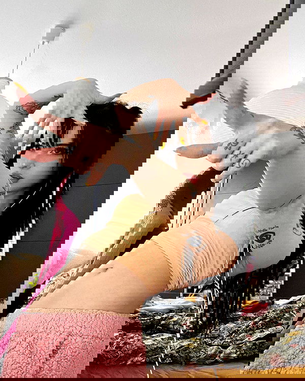 cata.leyah image ~ Altpins