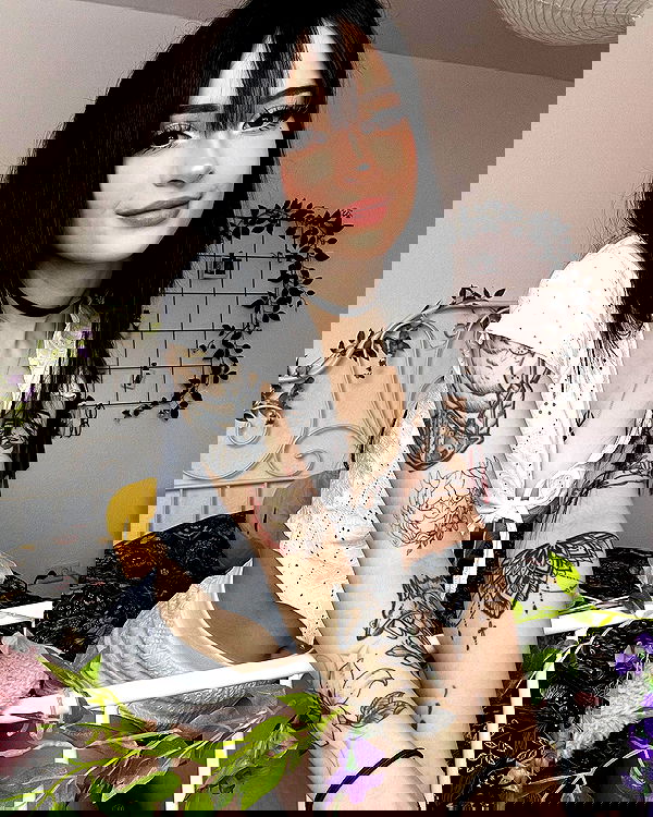 cata.leyah image ~ Altpins