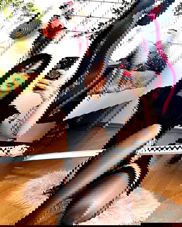 cata.leyah image ~ Altpins