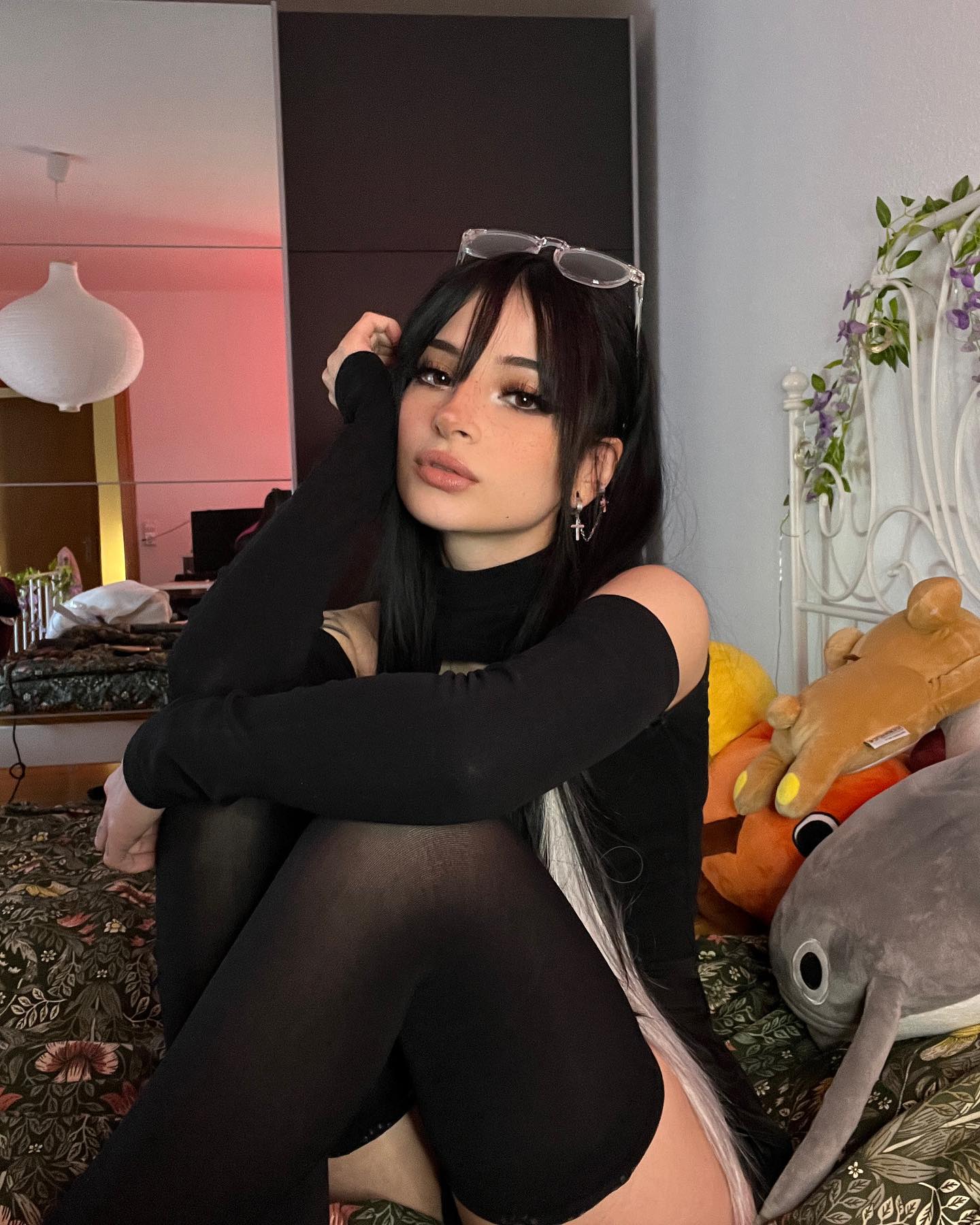 cata.leyah instagram image archive image