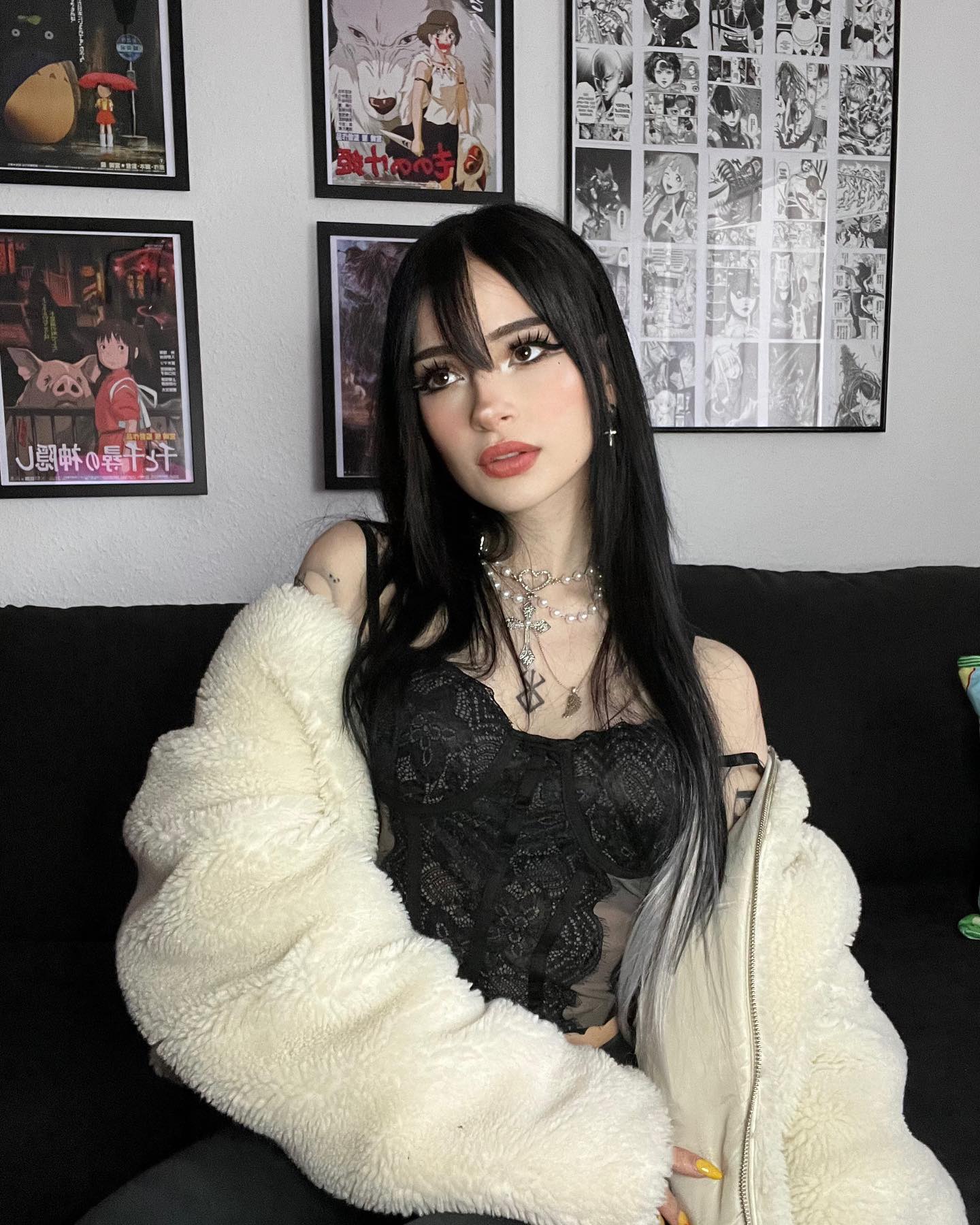 cata.leyah instagram image archive image