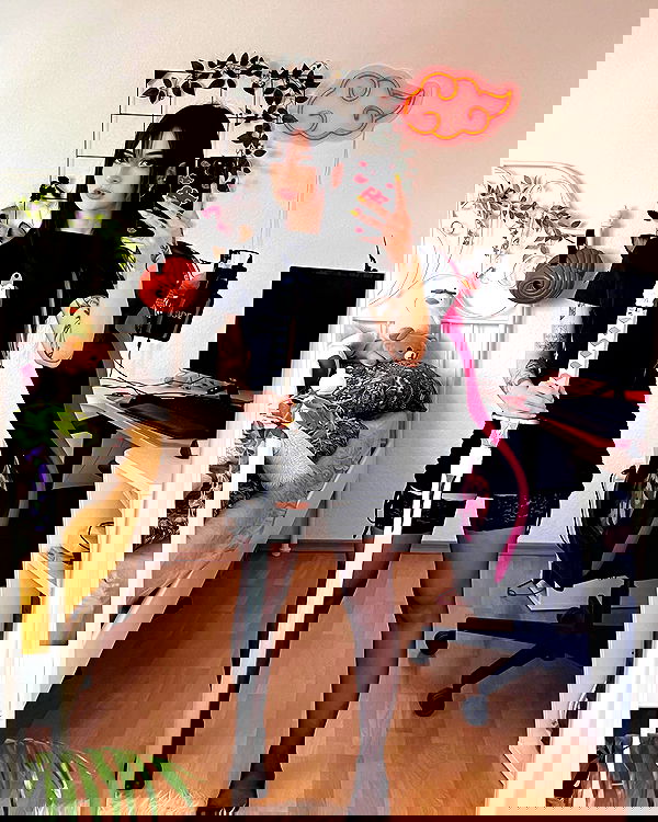 cata.leyah image ~ Altpins