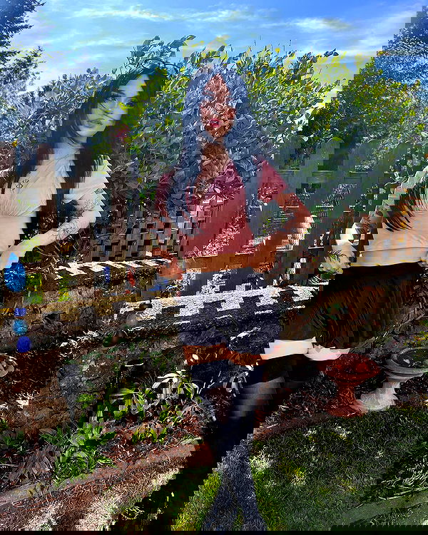 cata.leyah image ~ Altpins