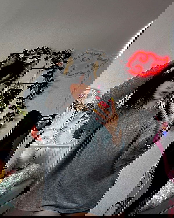 cata.leyah image ~ Altpins