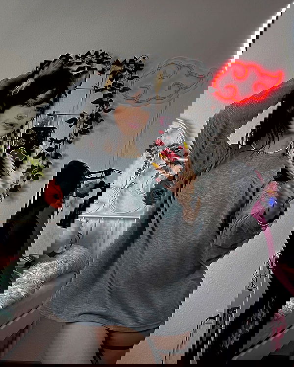 cata.leyah image ~ Altpins