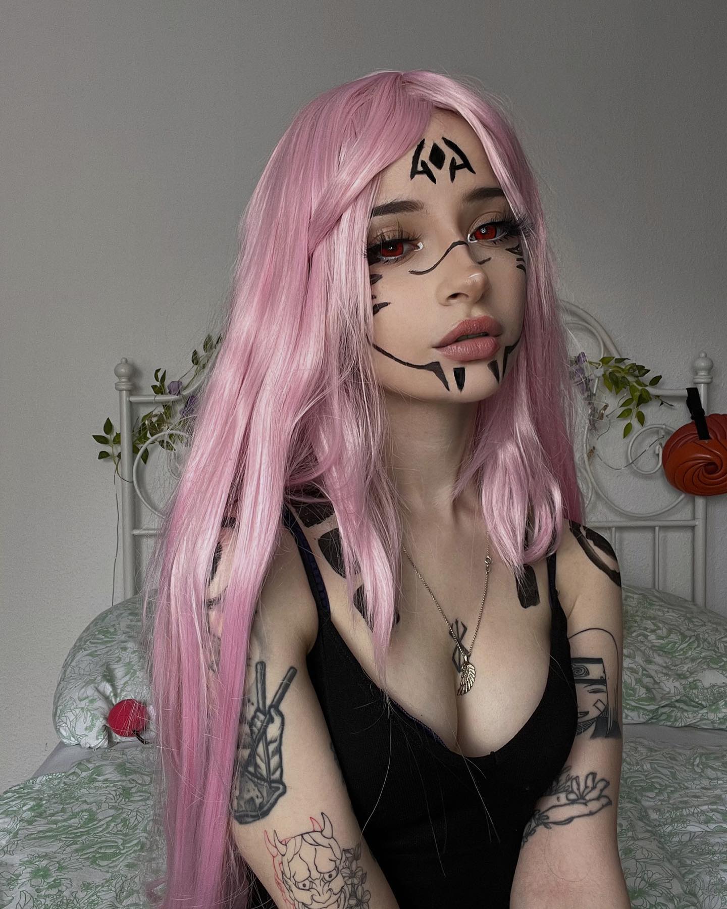 cata.leyah instagram image archive image