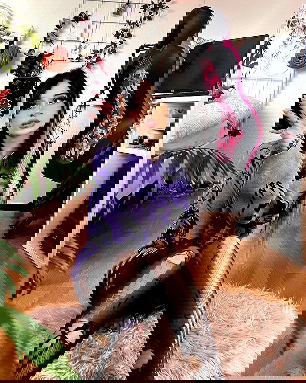 cata.leyah image ~ Altpins