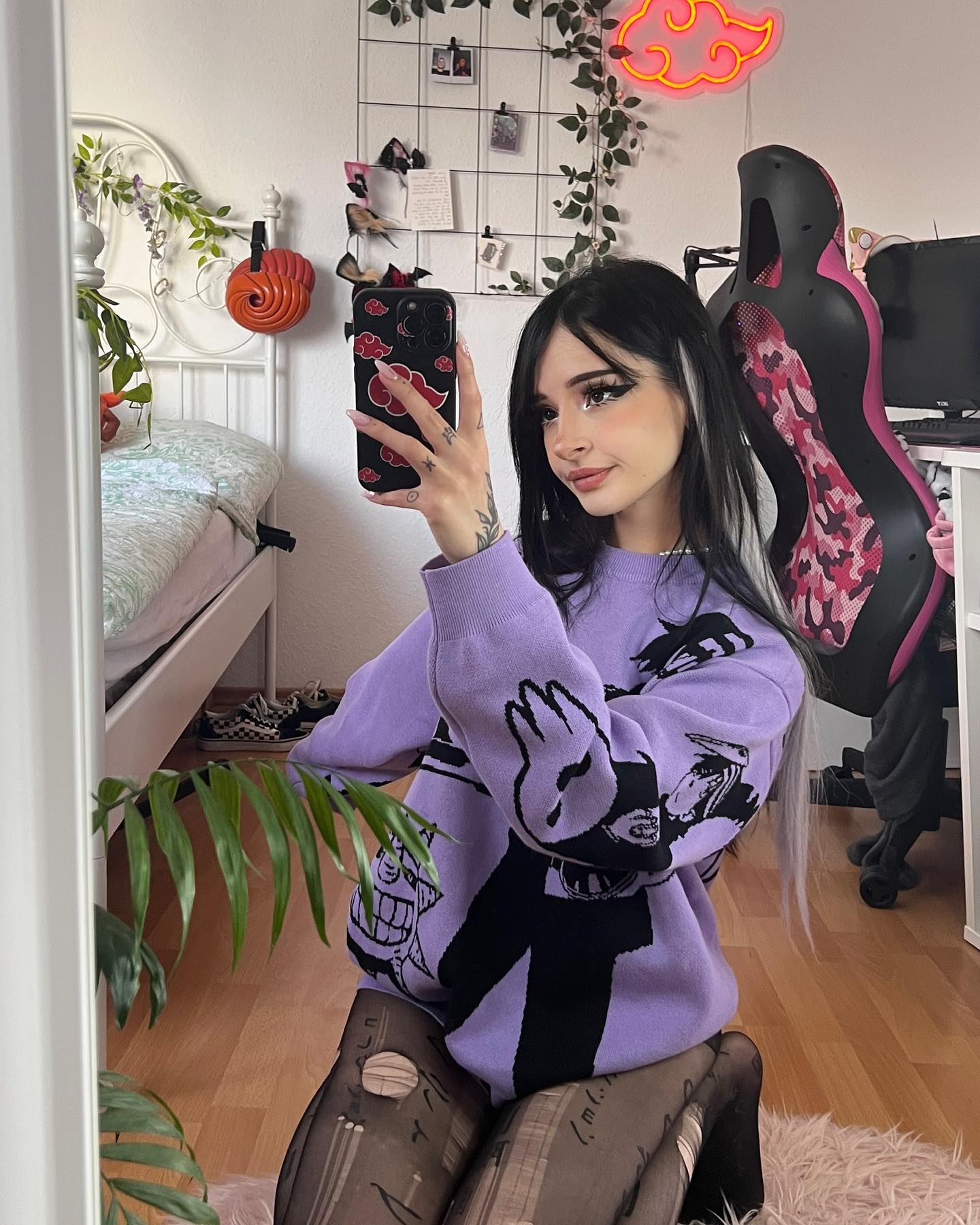 cata.leyah instagram image archive image