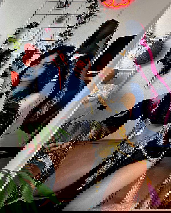 cata.leyah image ~ Altpins