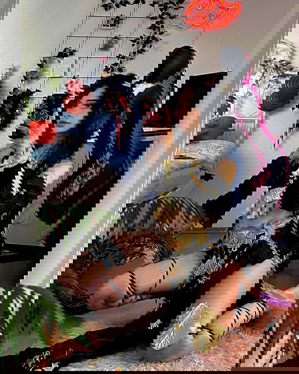 cata.leyah image ~ Altpins