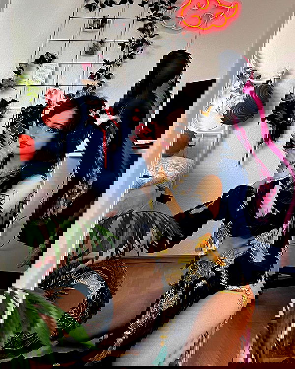 cata.leyah image ~ Altpins