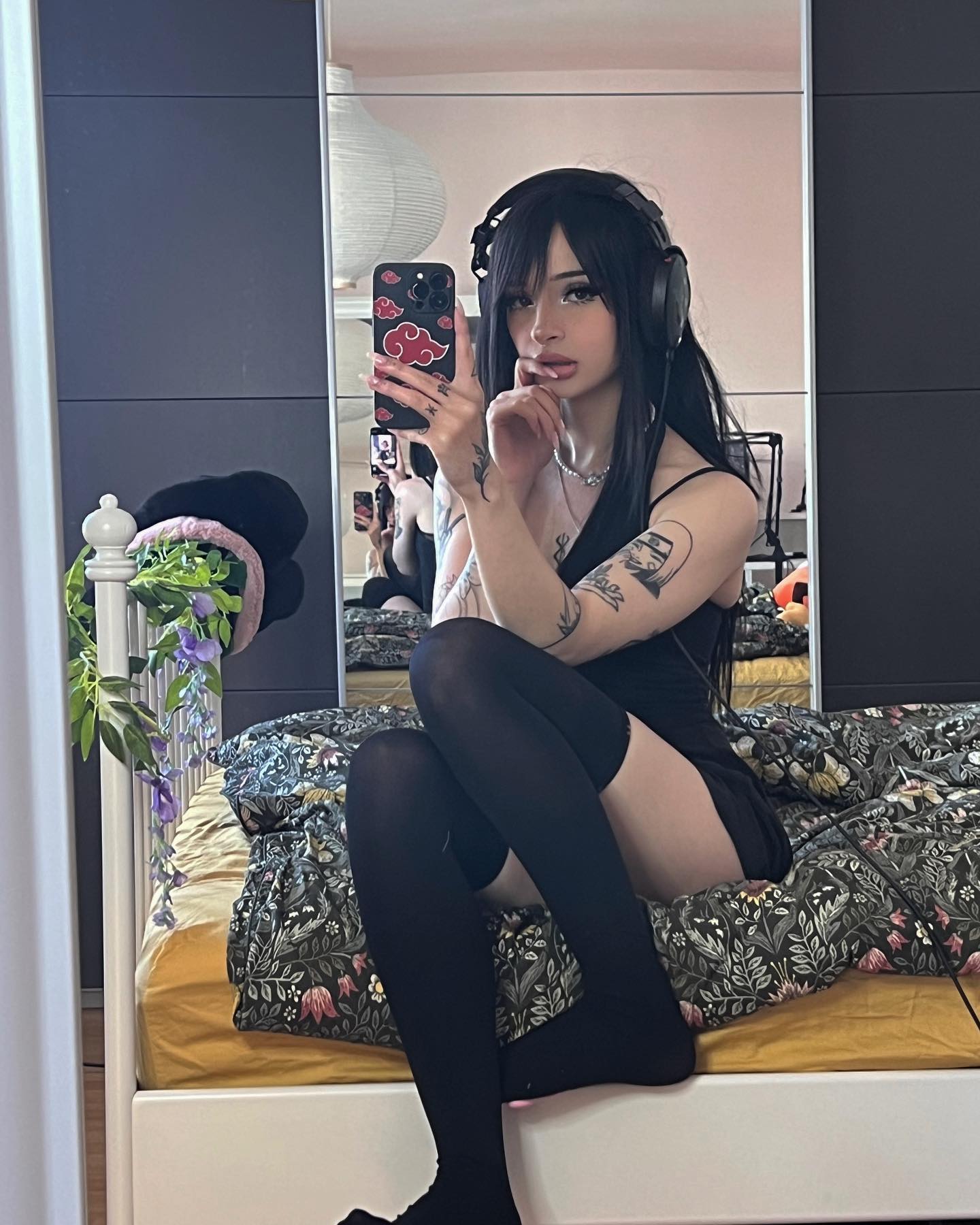 cata.leyah instagram image archive image