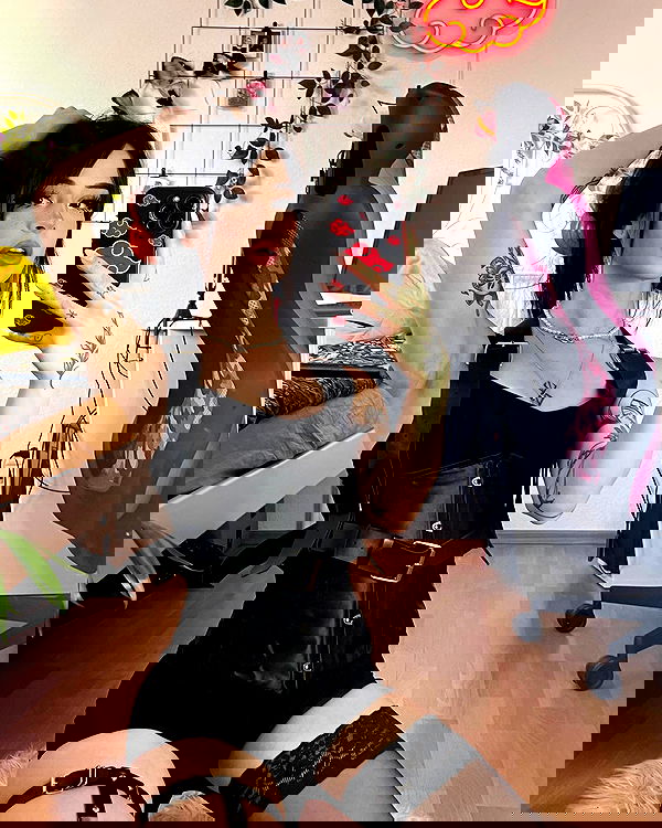 cata.leyah image ~ Altpins