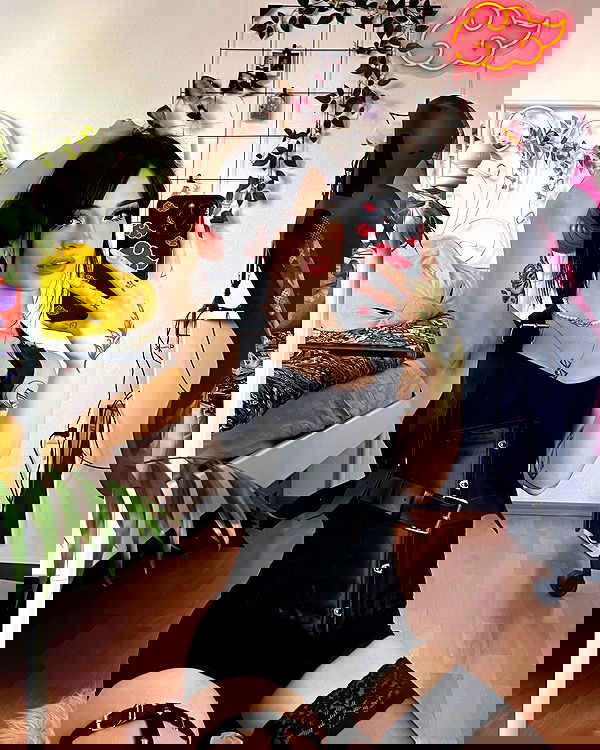 cata.leyah image ~ Altpins