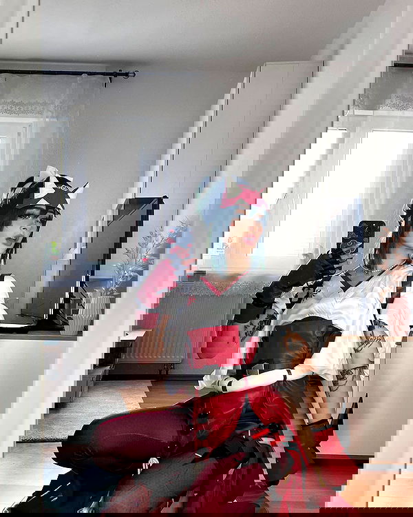 cata.leyah image ~ Altpins