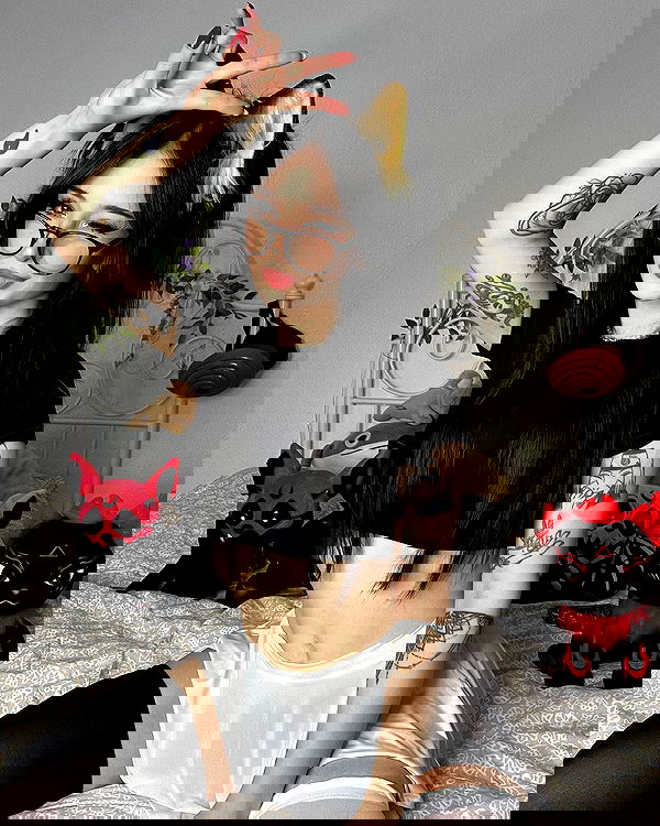 cata.leyah image ~ Altpins