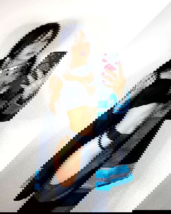 cata.leyah image ~ Altpins