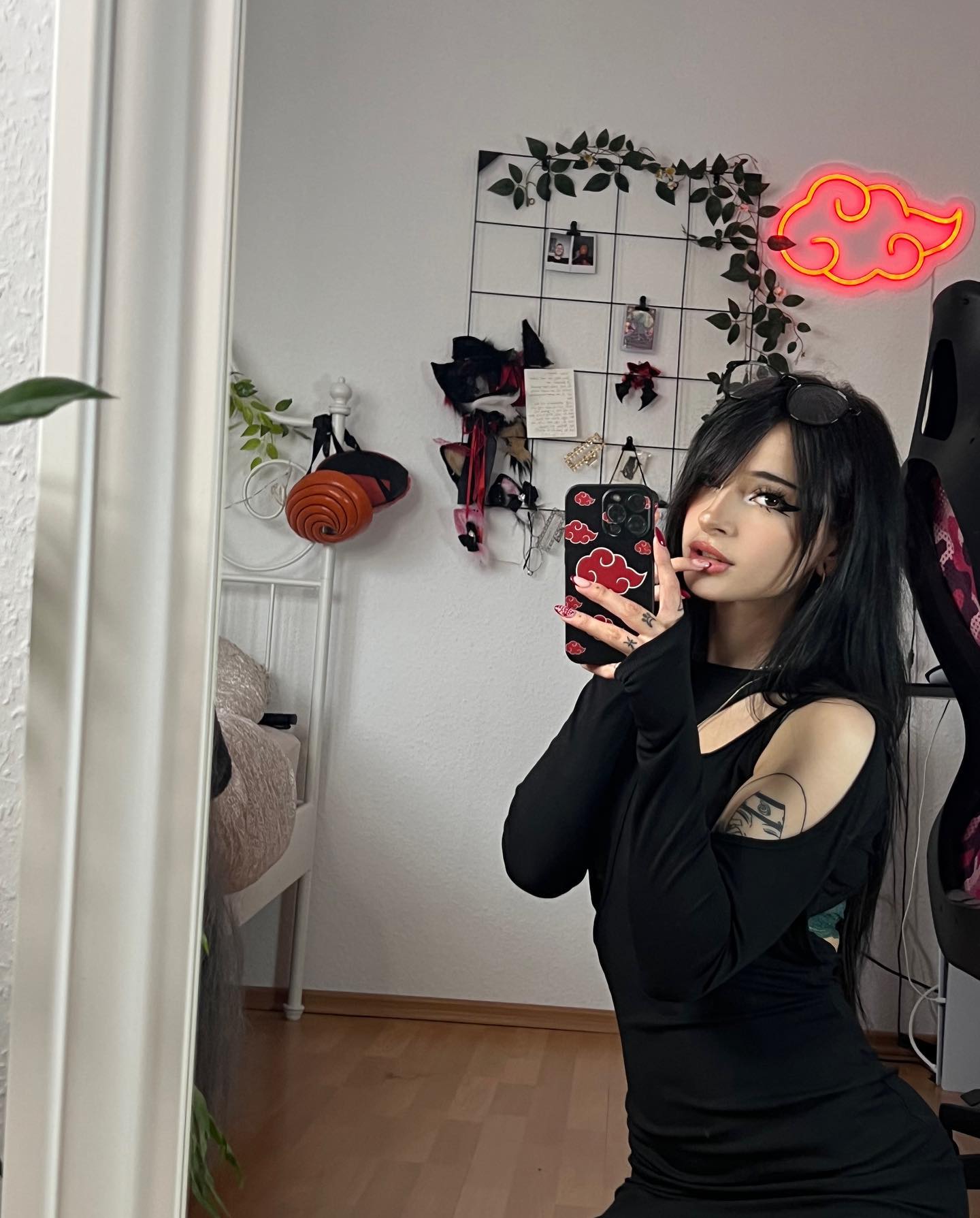 cata.leyah instagram image archive image