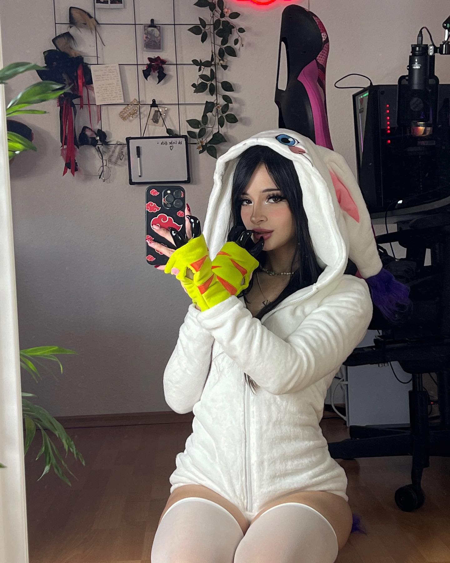 cata.leyah instagram image archive image