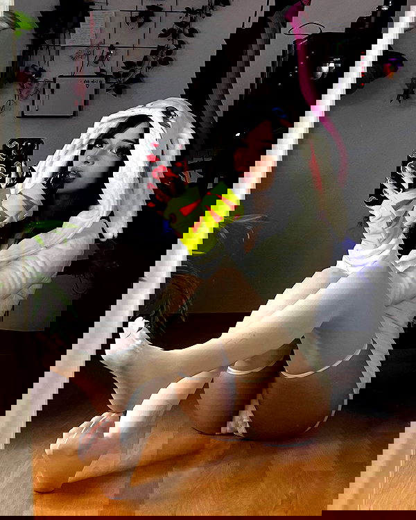 cata.leyah image ~ Altpins