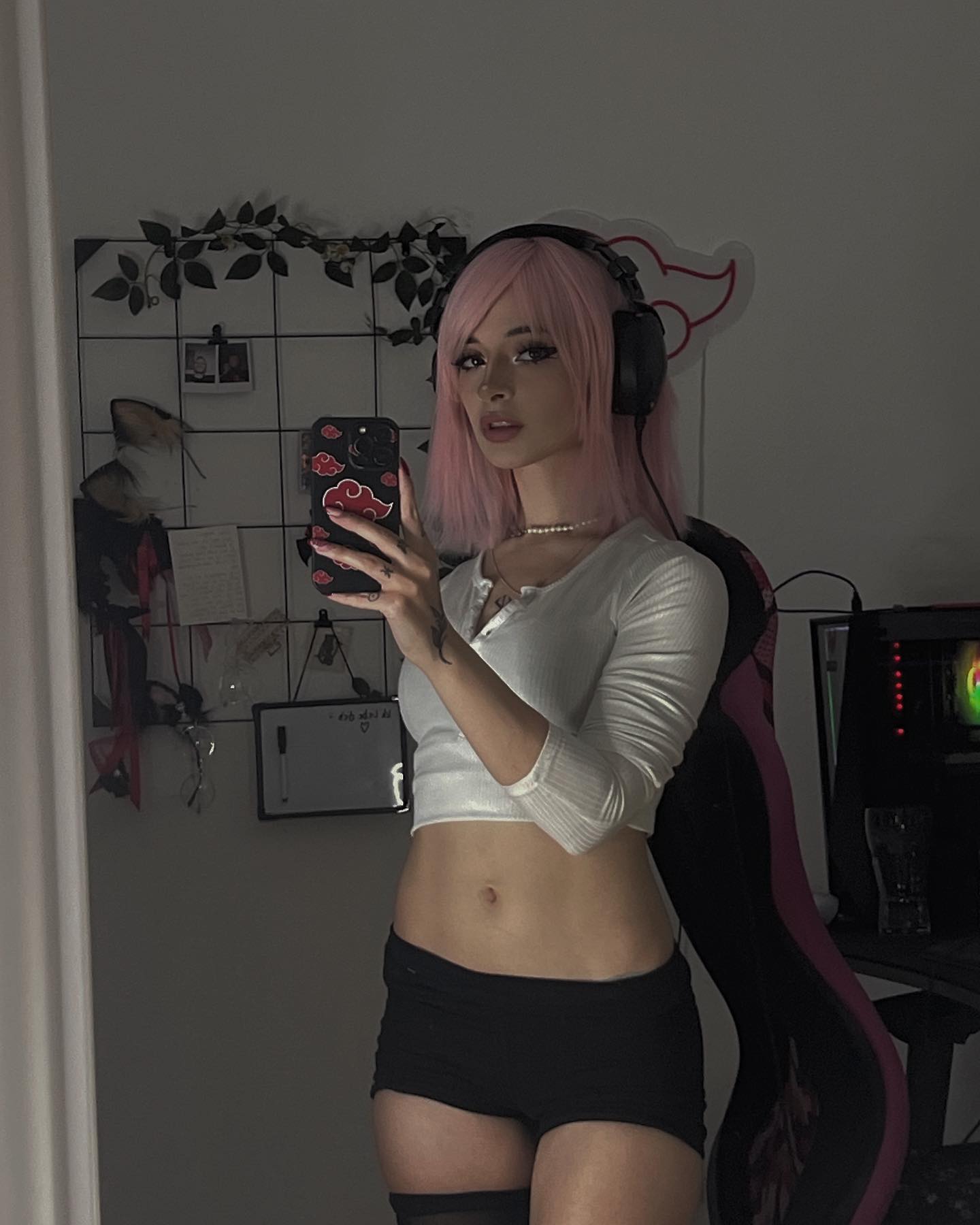 cata.leyah instagram image archive image