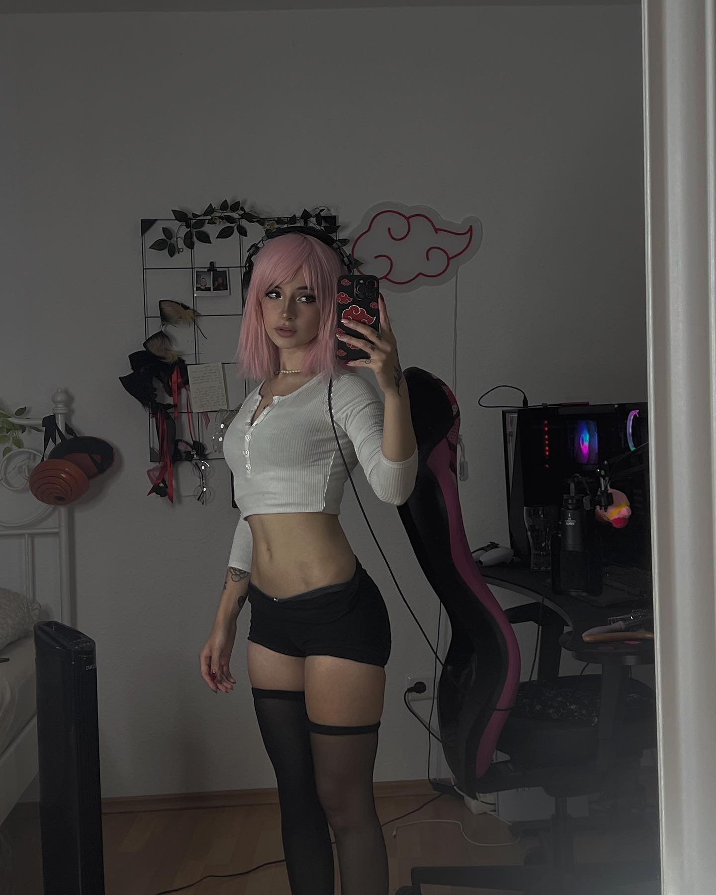 cata.leyah instagram image archive image