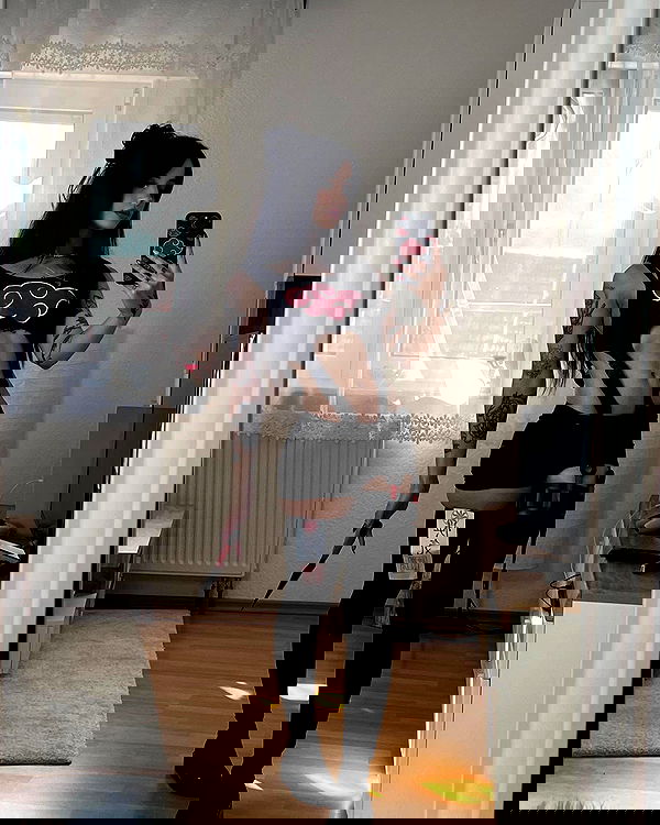 cata.leyah image ~ Altpins