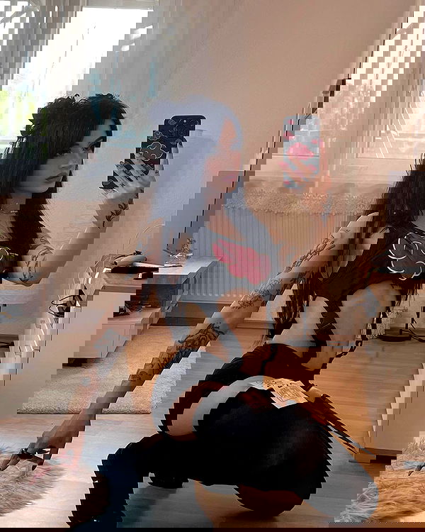 cata.leyah image ~ Altpins