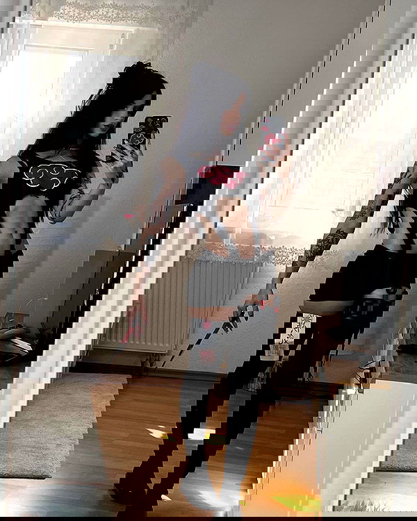 cata.leyah image ~ Altpins