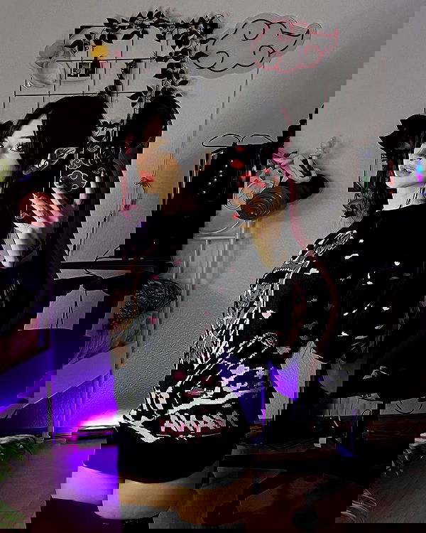 cata.leyah image ~ Altpins