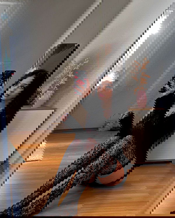 cata.leyah image ~ Altpins