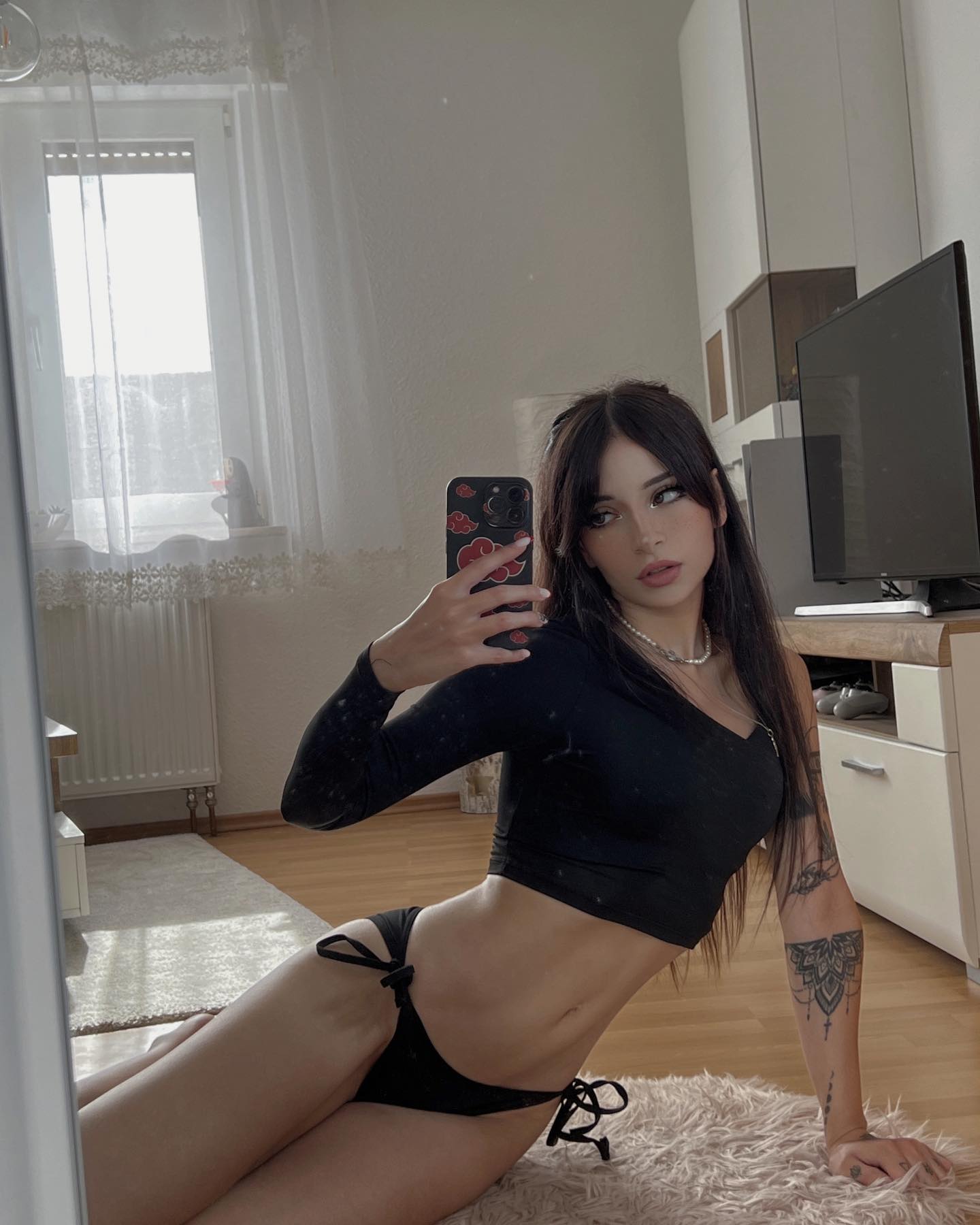 cata.leyah instagram image archive image