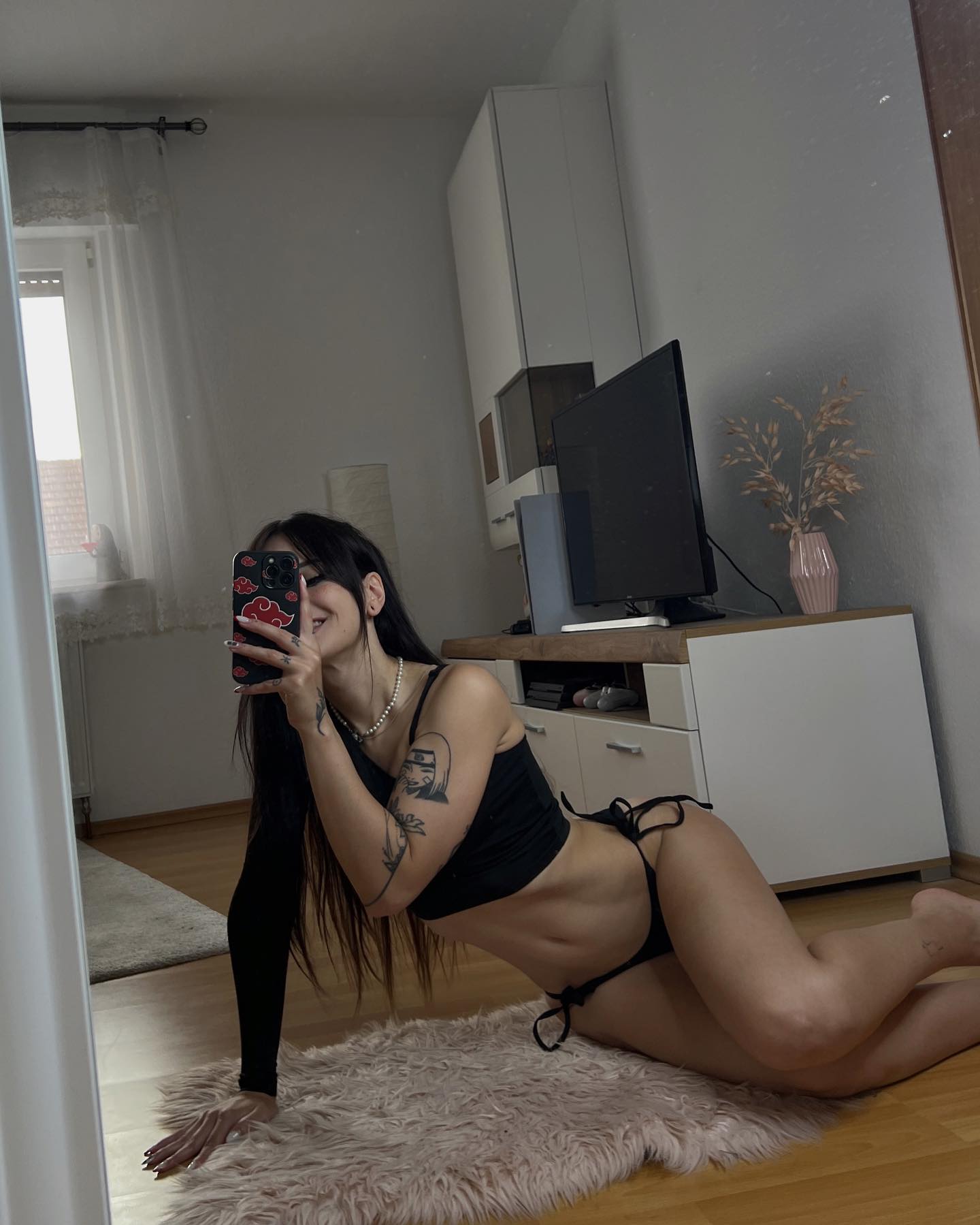 cata.leyah instagram image archive image