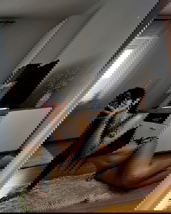 cata.leyah image ~ Altpins