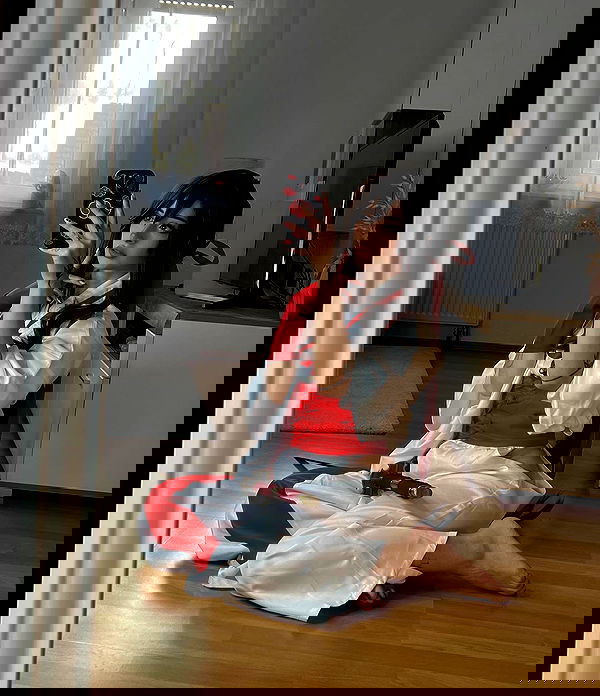 cata.leyah image ~ Altpins