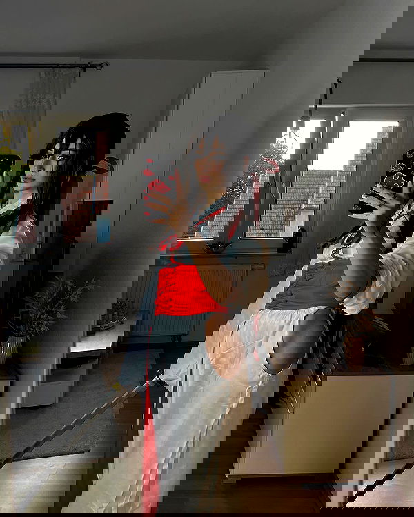 cata.leyah image ~ Altpins