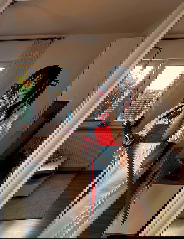 cata.leyah image ~ Altpins