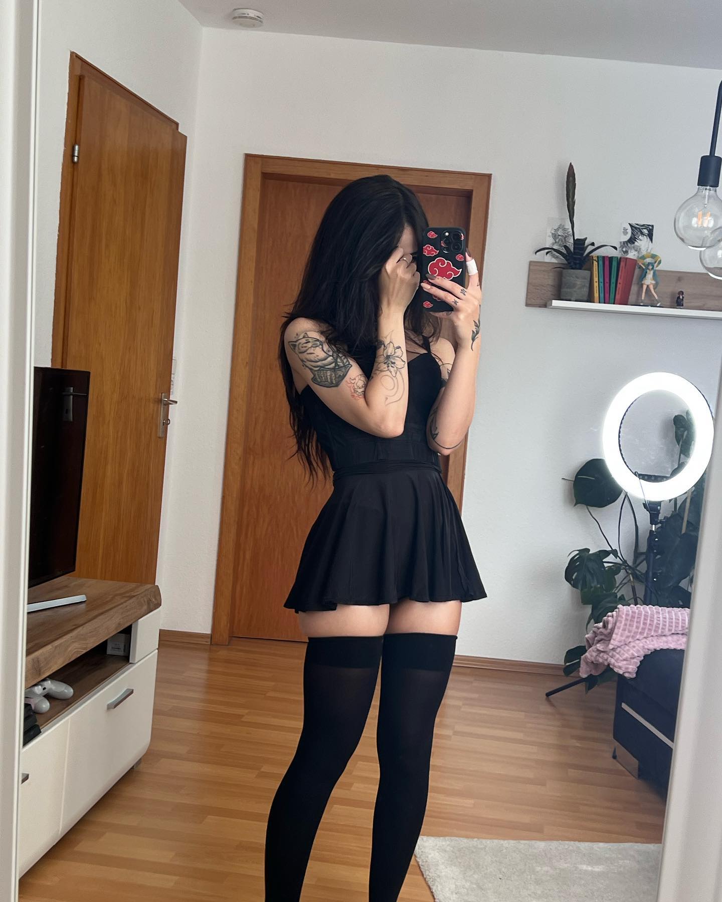 cata.leyah instagram image archive image