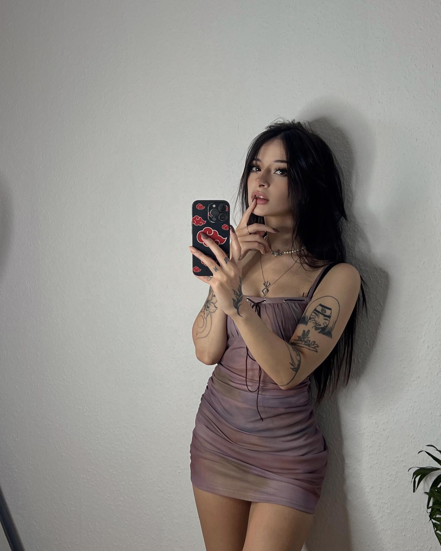 cata.leyah instagram image archive image