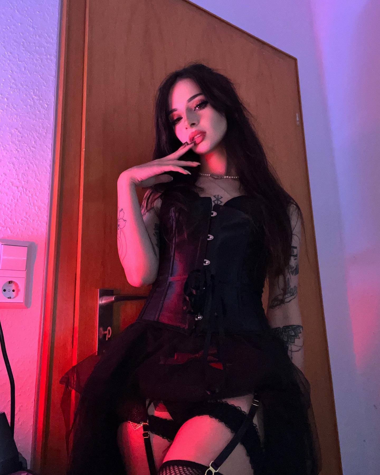 cata.leyah instagram image archive image