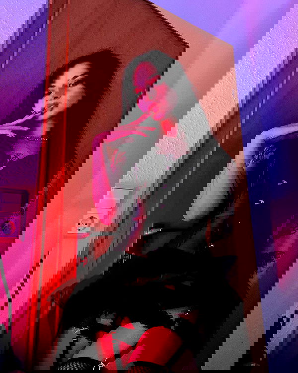 cata.leyah image ~ Altpins