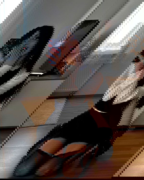 cata.leyah image ~ Altpins