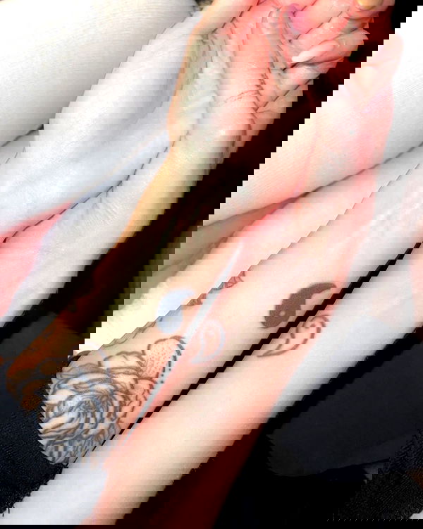 cata.leyah image ~ Altpins