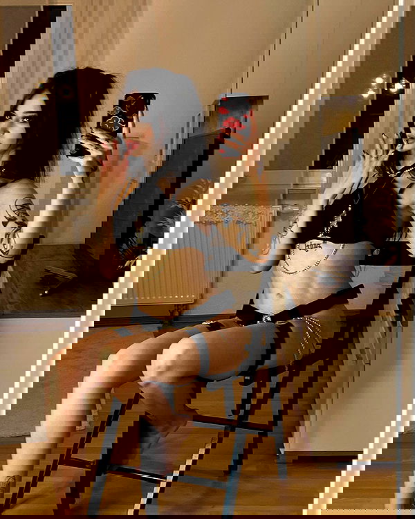 cata.leyah image ~ Altpins