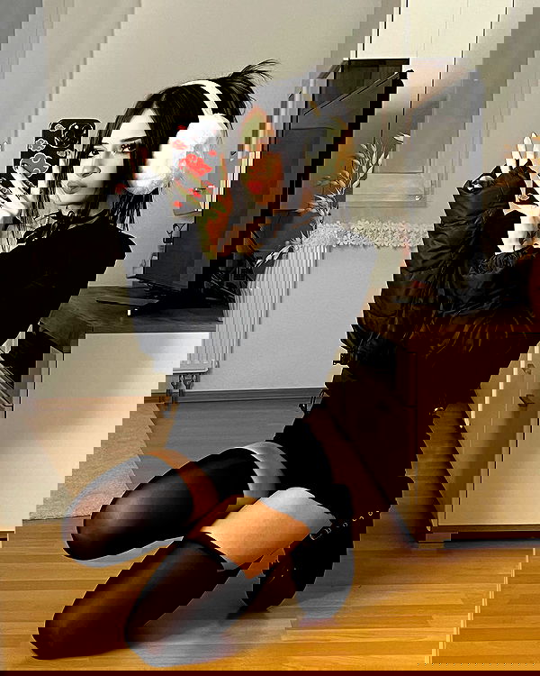 cata.leyah image ~ Altpins