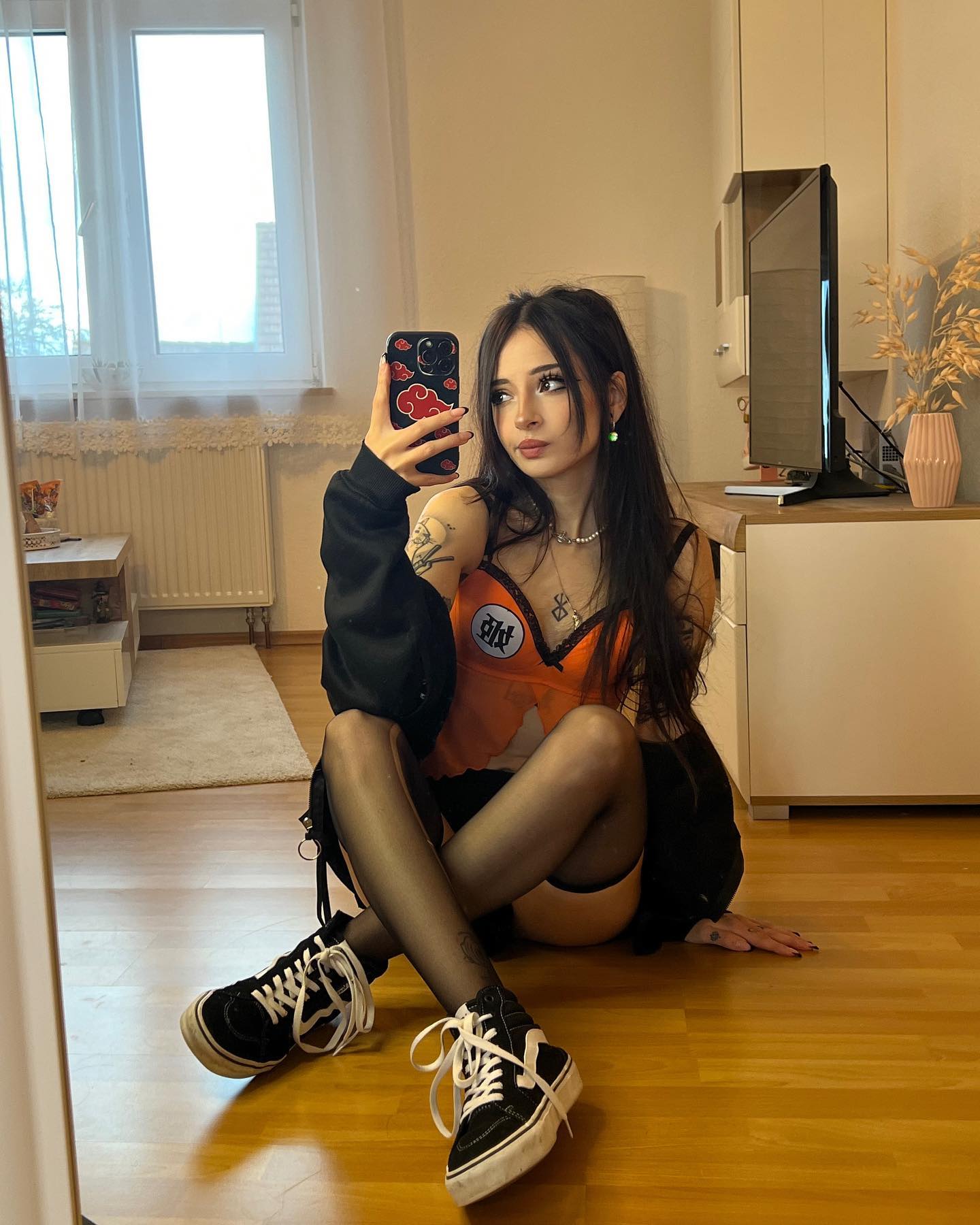 cata.leyah instagram image archive image