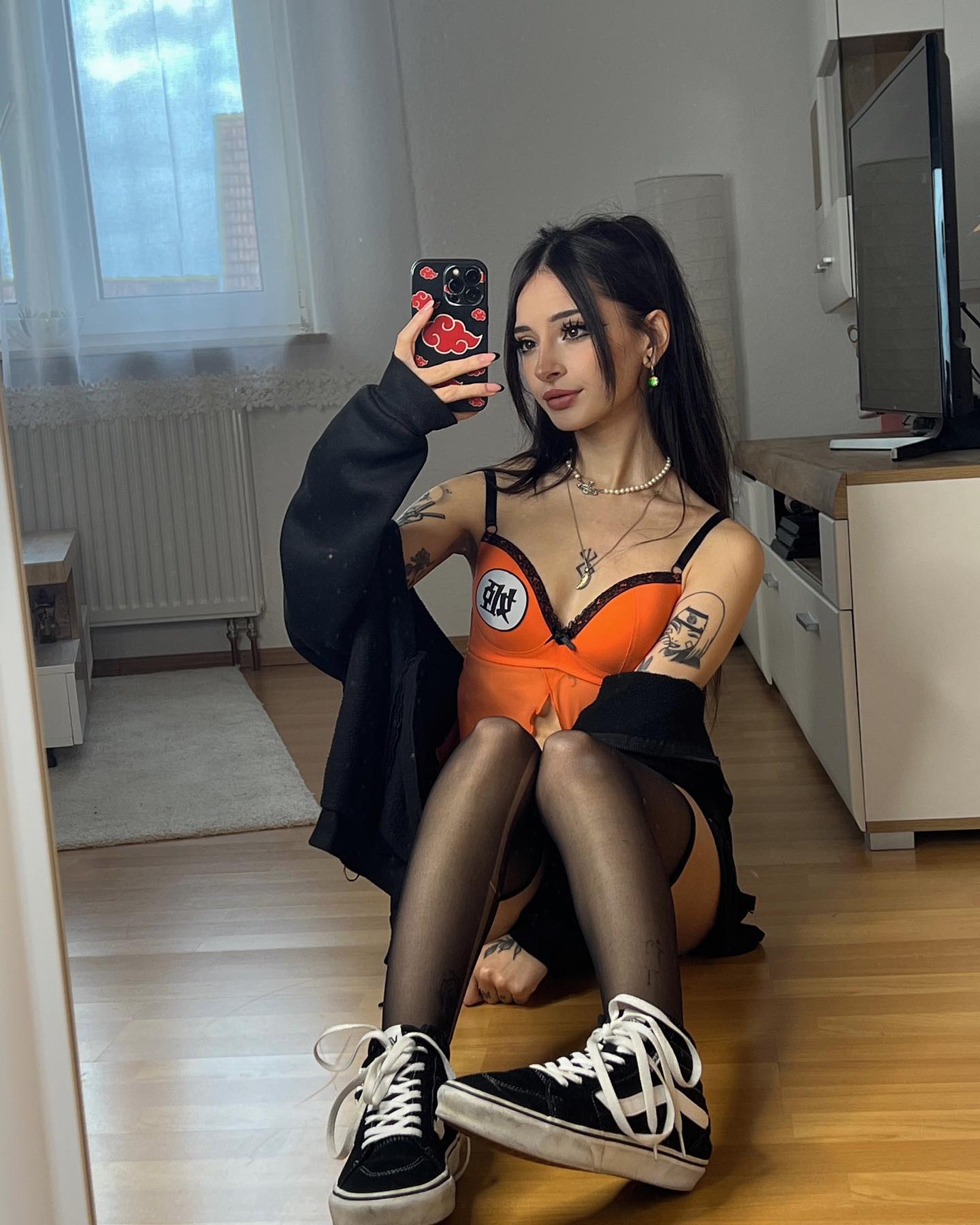 cata.leyah instagram image archive image